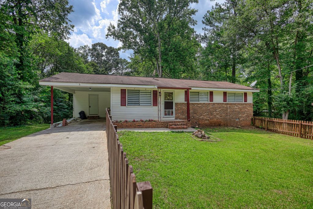 3075 Sunset Road SE, Conyers, GA 30094