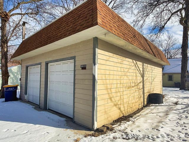 8602 W Beloit ROAD, Milwaukee, WI 53227