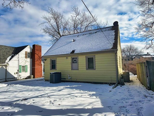 8602 W Beloit ROAD, Milwaukee, WI 53227