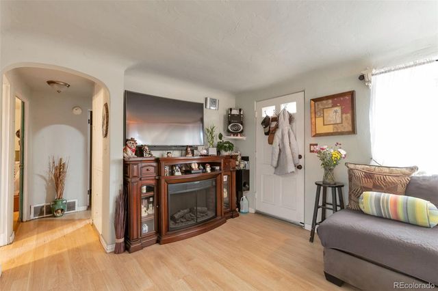 6830 Olive Street, Commerce City, CO 80022