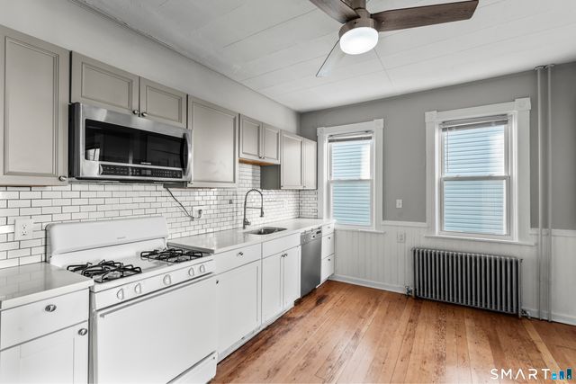 394 Gregory Street 2, Bridgeport, CT 06604