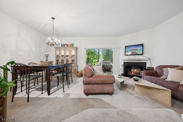 19 Maple Ln, Mount Arlington Boro, NJ 07856