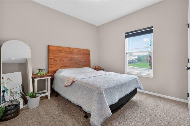 111 E Timberlake Drive, Lone Jack, MO 64070