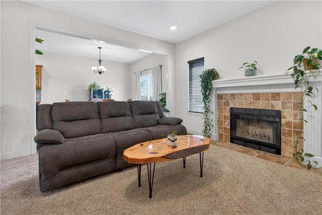 111 E Timberlake Drive, Lone Jack, MO 64070