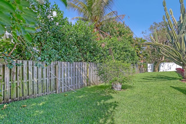 1505 High Ridge Road, Lake Worth, FL 33461