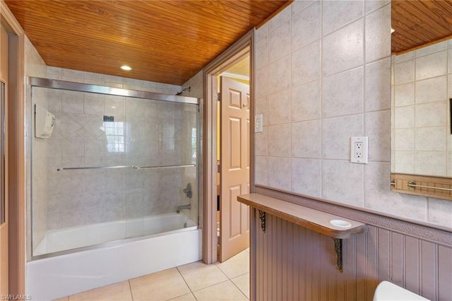 91 Constitution DR, Naples, FL 34112