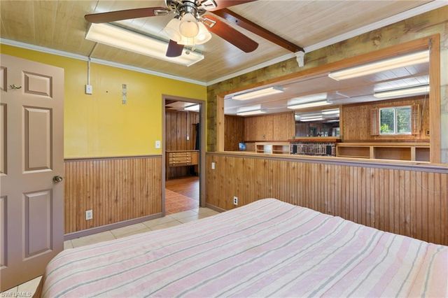 91 Constitution DR, Naples, FL 34112