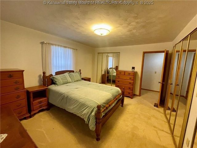 9701 Charleston Road, Ripley, WV 25271