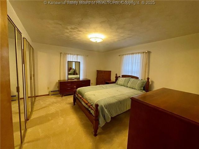 9701 Charleston Road, Ripley, WV 25271