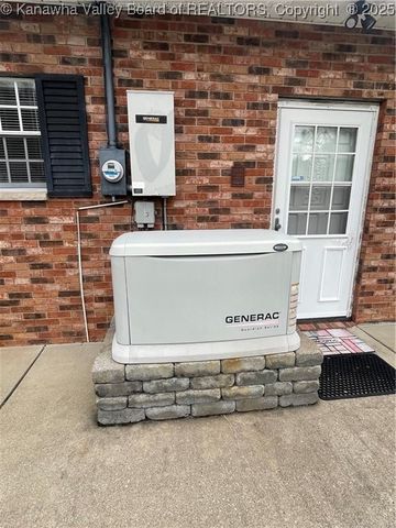 9701 Charleston Road, Ripley, WV 25271