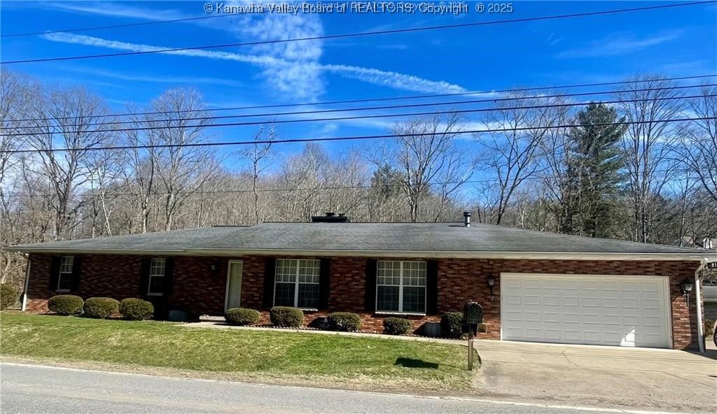 9701 Charleston Road, Ripley, WV 25271