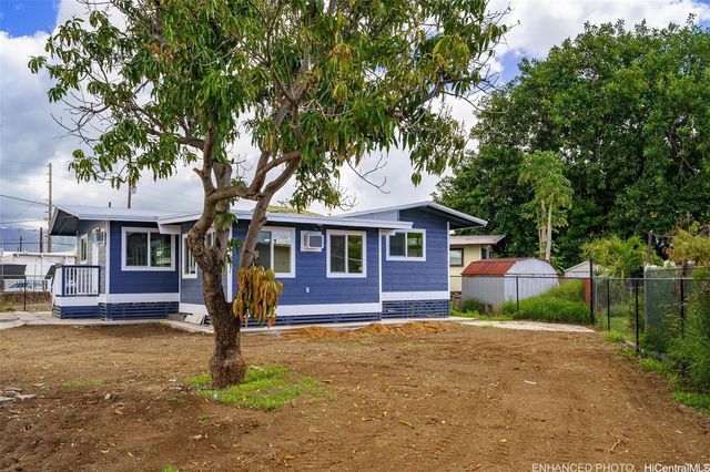 85-743 Kanapua Place, Waianae, HI 96792