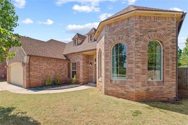 13617 Keswick Lane, Yukon, OK 73099