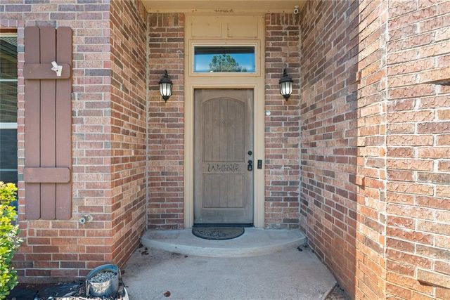 13617 Keswick Lane, Yukon, OK 73099