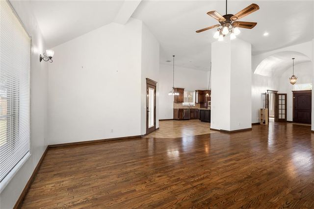 13617 Keswick Lane, Yukon, OK 73099