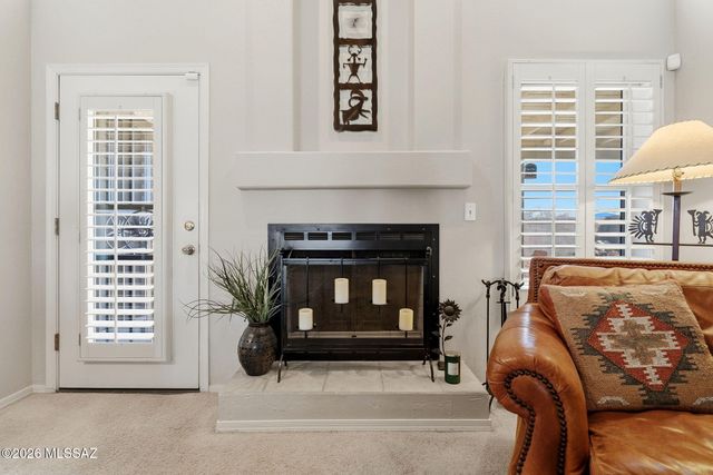 8192 N Torrey Place, Tucson, AZ 85743