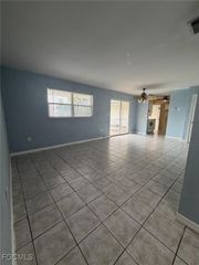 4923 Vincennes CT 9, Cape Coral, FL 33904