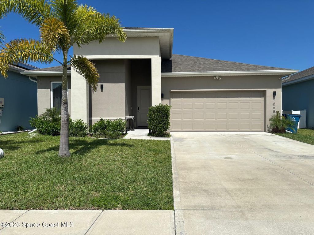 Image 1 of property listing at 1068 Corbin Circle SW, Palm Bay, FL 32908