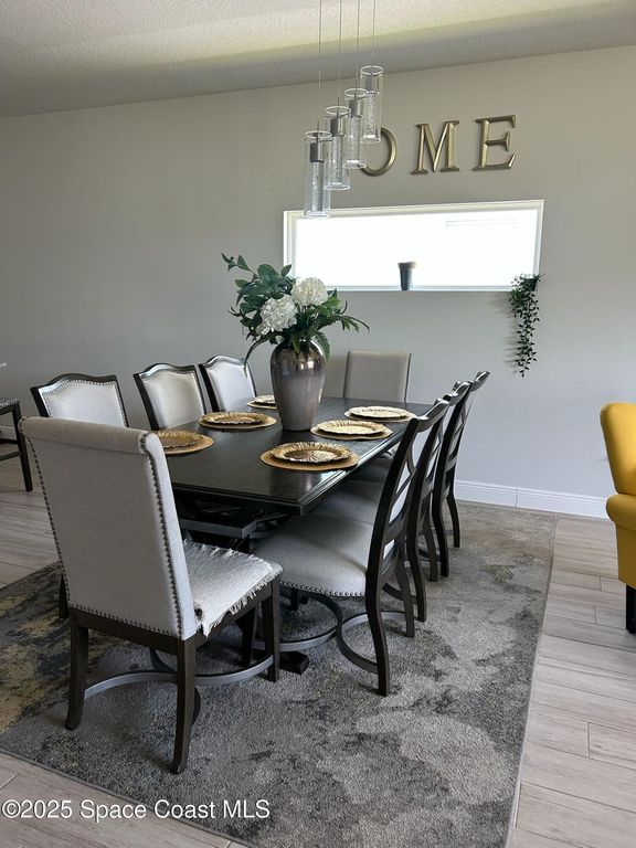 Image 2 of property listing at 1068 Corbin Circle SW, Palm Bay, FL 32908