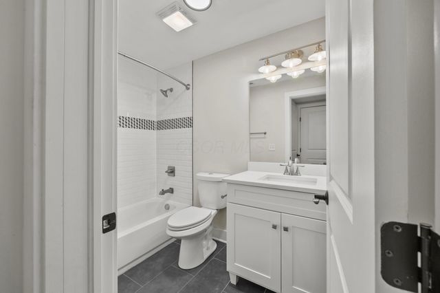 1185 Gustavus Lane, B, Columbus, OH 43205