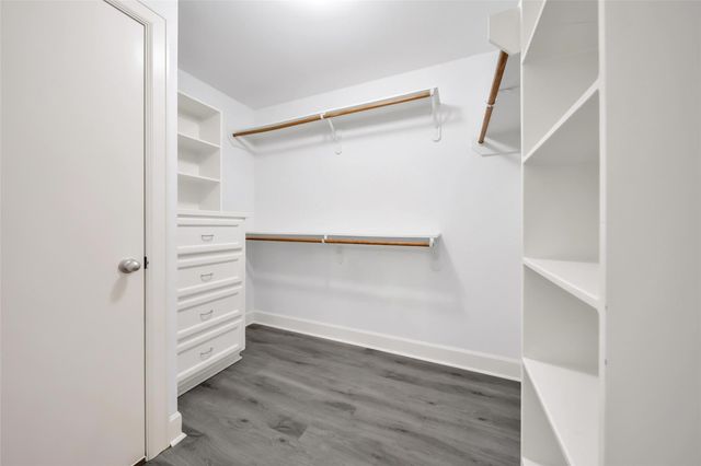 5951 S Loop E 56, Houston, TX 77033