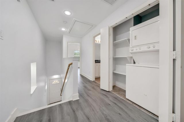 5951 S Loop E 56, Houston, TX 77033