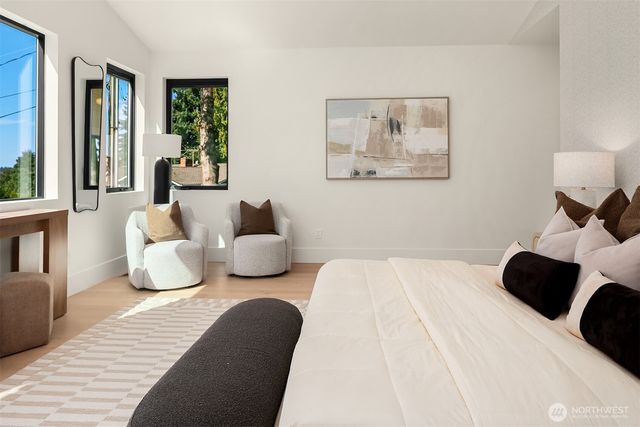 11217 NE 103rd Place, Kirkland, WA 98033