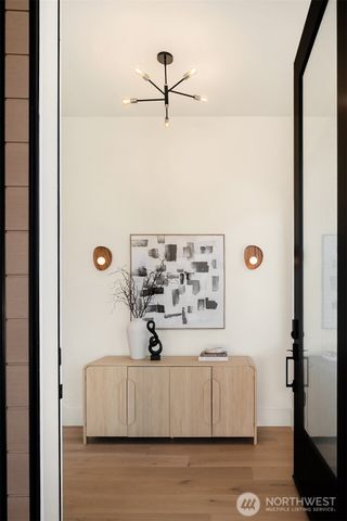 11217 NE 103rd Place, Kirkland, WA 98033