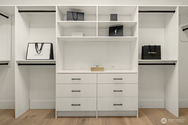 11217 NE 103rd Place, Kirkland, WA 98033