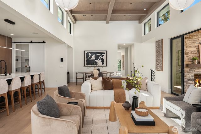 11217 NE 103rd Place, Kirkland, WA 98033