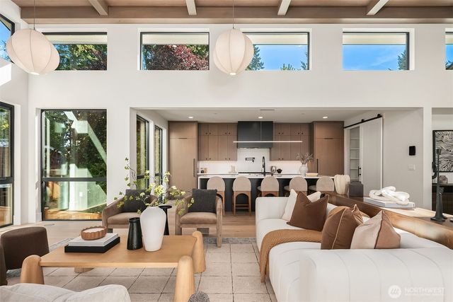 11217 NE 103rd Place, Kirkland, WA 98033