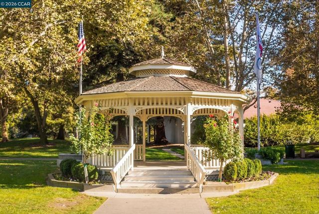 1251 Homestead Ave 150, Walnut Creek, CA 94598