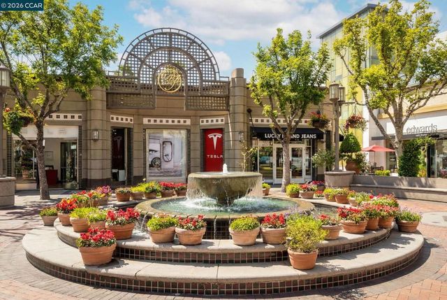 1251 Homestead Ave 150, Walnut Creek, CA 94598