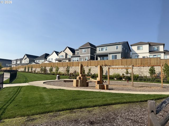 11905 Sw 176th Dr, Beaverton, OR 97007