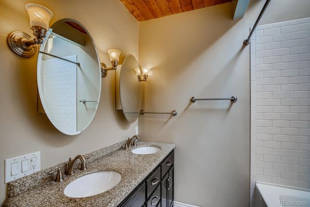 3921 S Acoma Street, Englewood, CO 80110