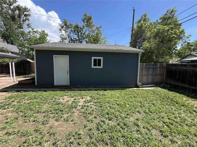 3921 S Acoma Street, Englewood, CO 80110