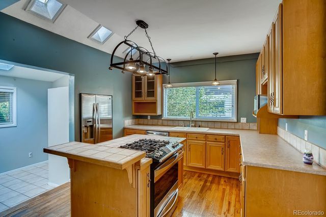 3921 S Acoma Street, Englewood, CO 80110