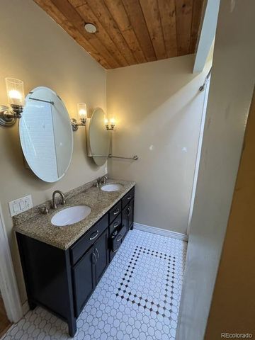 3921 S Acoma Street, Englewood, CO 80110