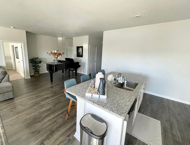 2156 Ainsley Dr., Little River, SC 29566