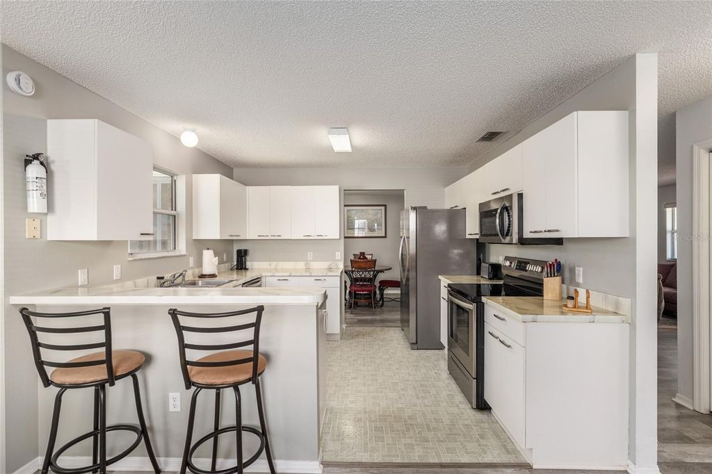 Image 13 of property listing at 335 SAN MARINO DRIVE, The Villages, FL 32159