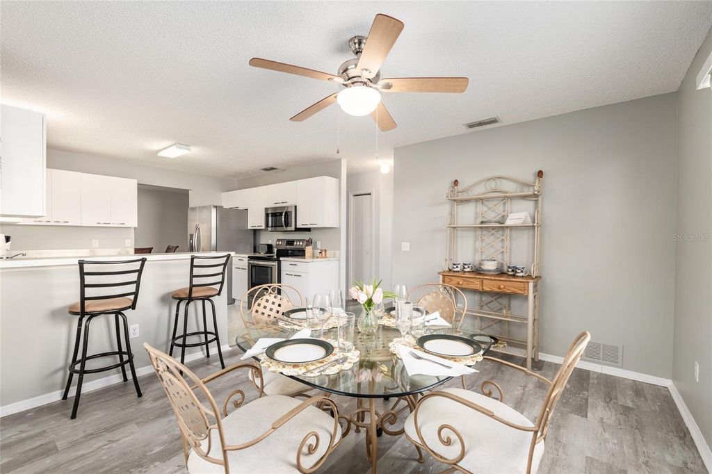 Image 15 of property listing at 335 SAN MARINO DRIVE, The Villages, FL 32159