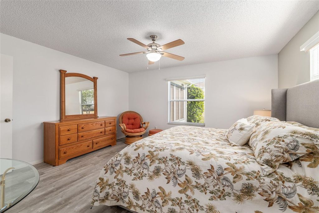 Image 17 of property listing at 335 SAN MARINO DRIVE, The Villages, FL 32159