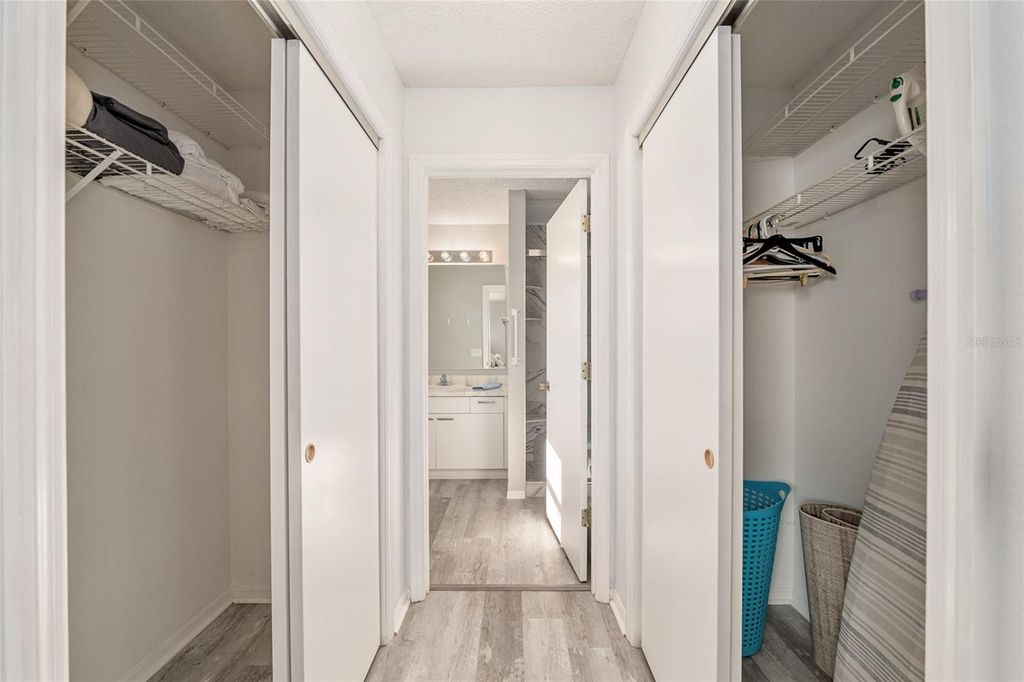 Image 19 of property listing at 335 SAN MARINO DRIVE, The Villages, FL 32159