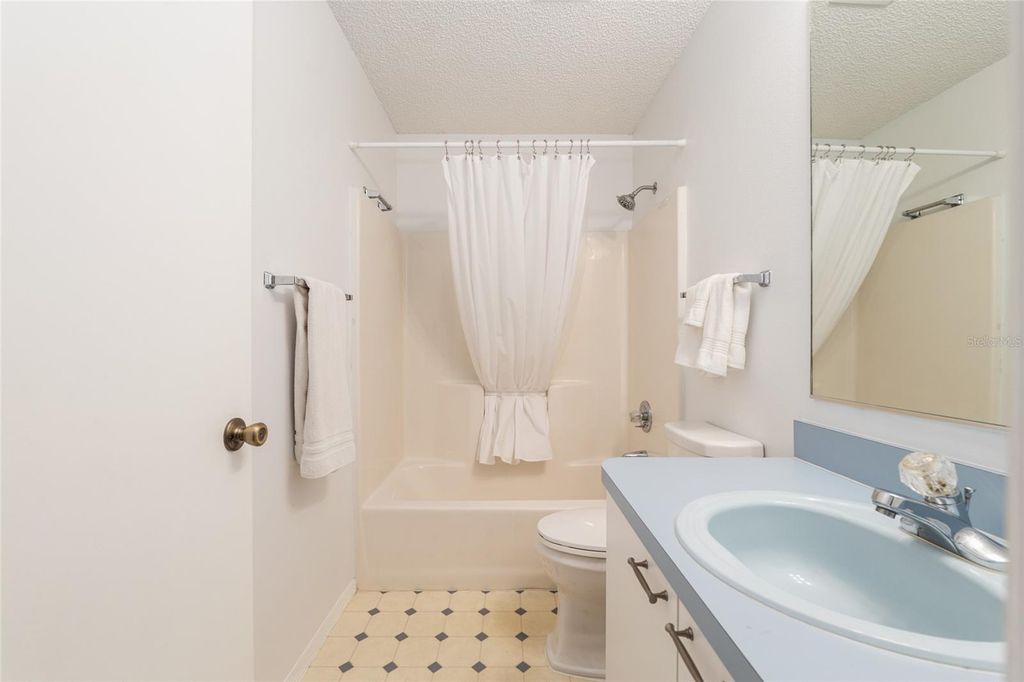 Image 26 of property listing at 335 SAN MARINO DRIVE, The Villages, FL 32159