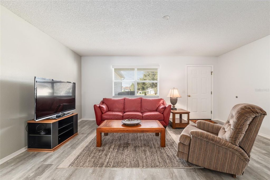 Image 7 of property listing at 335 SAN MARINO DRIVE, The Villages, FL 32159