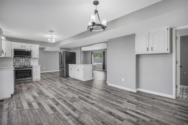 1211 Napoleon Drive, Bonne Terre, MO 63628