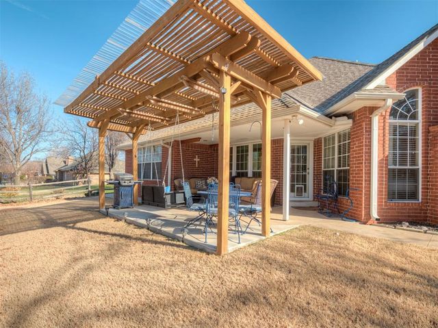 3901 Wildmeadow Court, Edmond, OK 73003