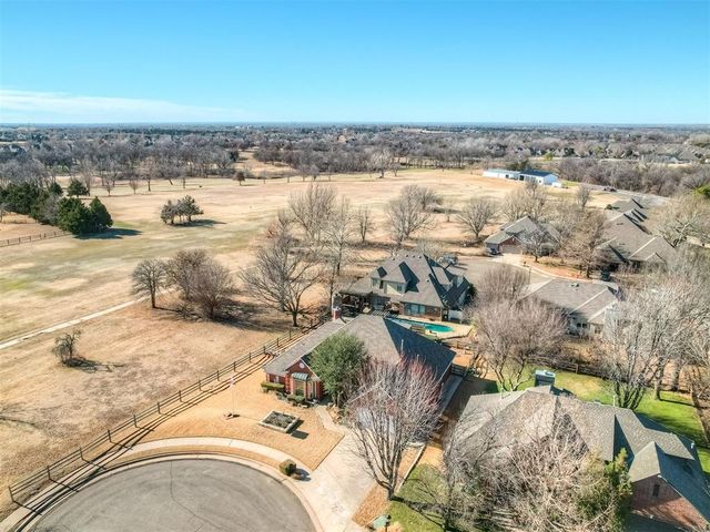 3901 Wildmeadow Court, Edmond, OK 73003
