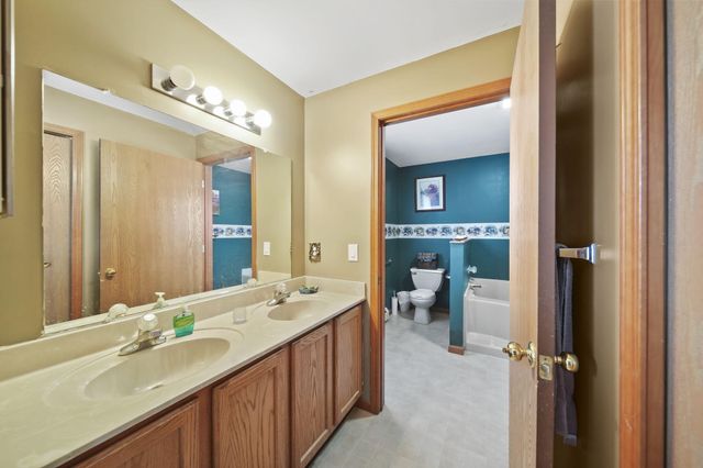 11970 Swan View Drive, Norvell Twp, MI 49230