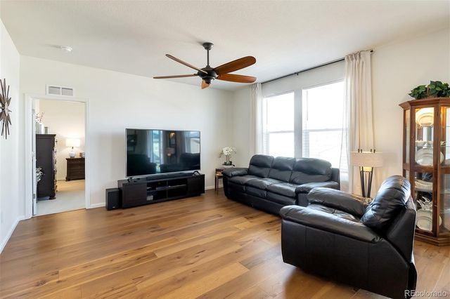 855 N Waterloo Circle, Aurora, CO 80018